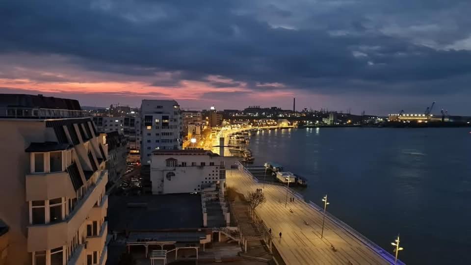 Diana Sunshine Apartment Tulcea Esterno foto